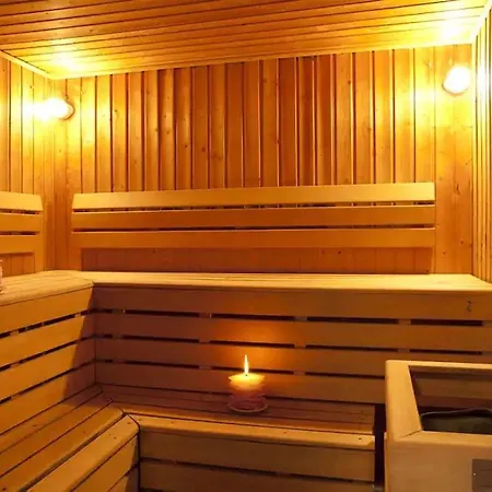 Apartament Duplex Avec Piscine Et Sauna Jausiers
