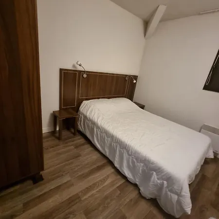 Duplex Avec Piscine Et Sauna Jausiers